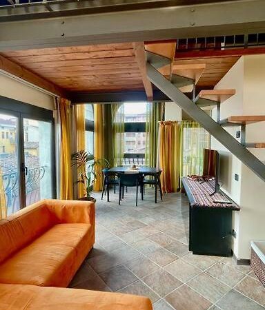 Altana - Loft Sulla Citta Apartman Parma Kültér fotó