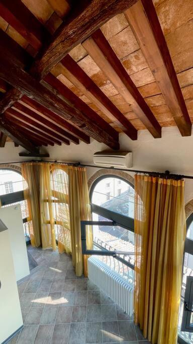 Altana - Loft Sulla Citta Apartman Parma Kültér fotó